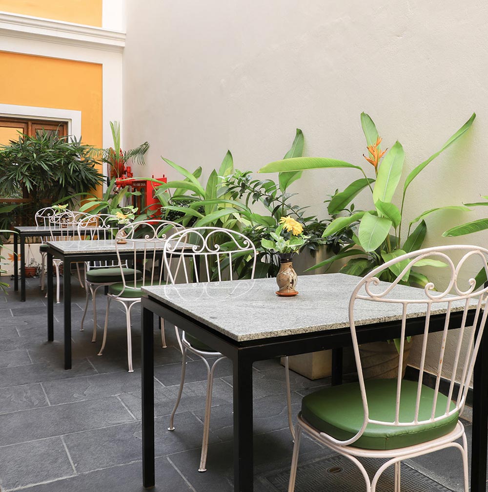 Petit Palais by Crossway Hotel